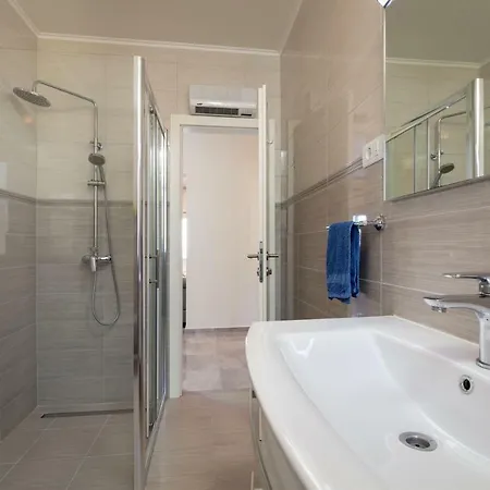 Luxury Nora Apartmán *