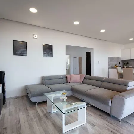 Luxury Nora Apartmán Podstrana